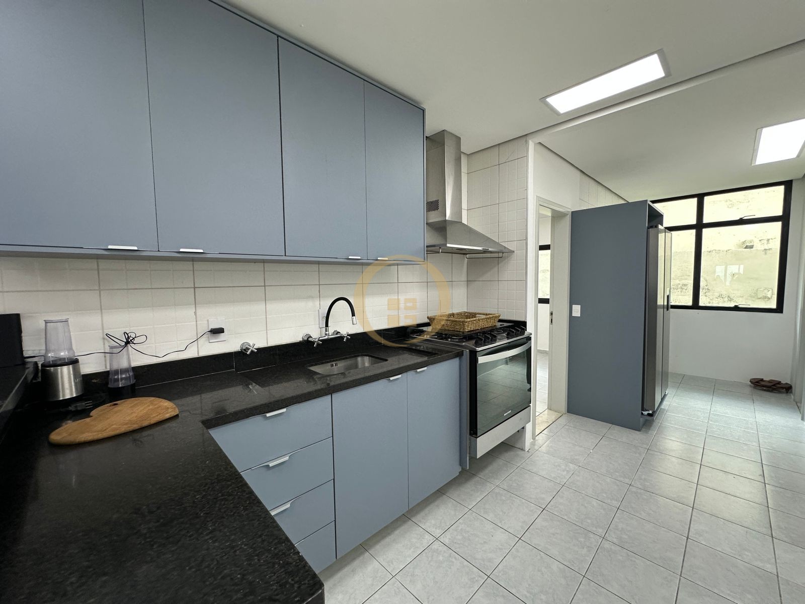 Apartamento Frente ao Mar nas Pitangueiras, Guarujá - SP