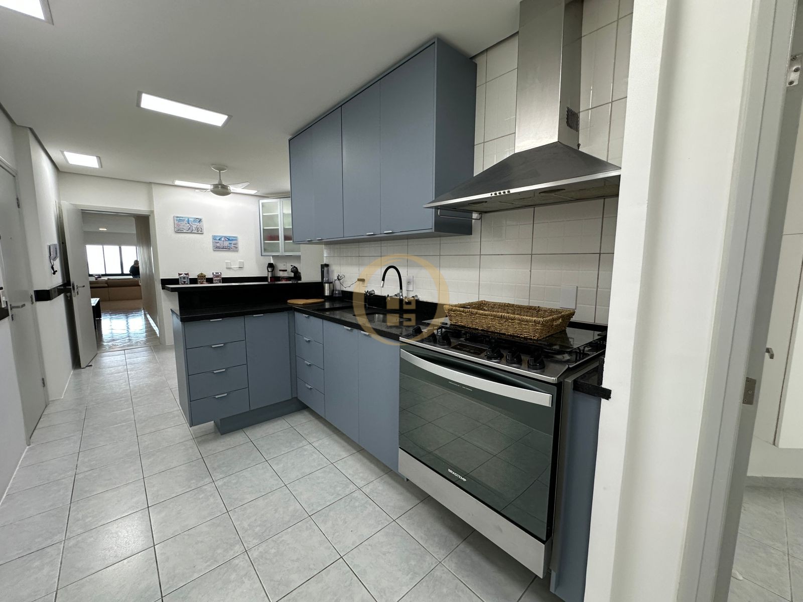 Apartamento Frente ao Mar nas Pitangueiras, Guarujá - SP