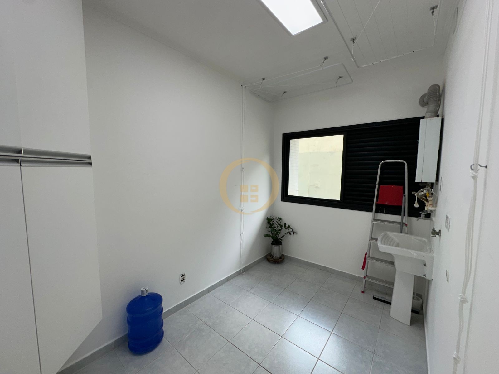 Apartamento Frente ao Mar nas Pitangueiras, Guarujá - SP