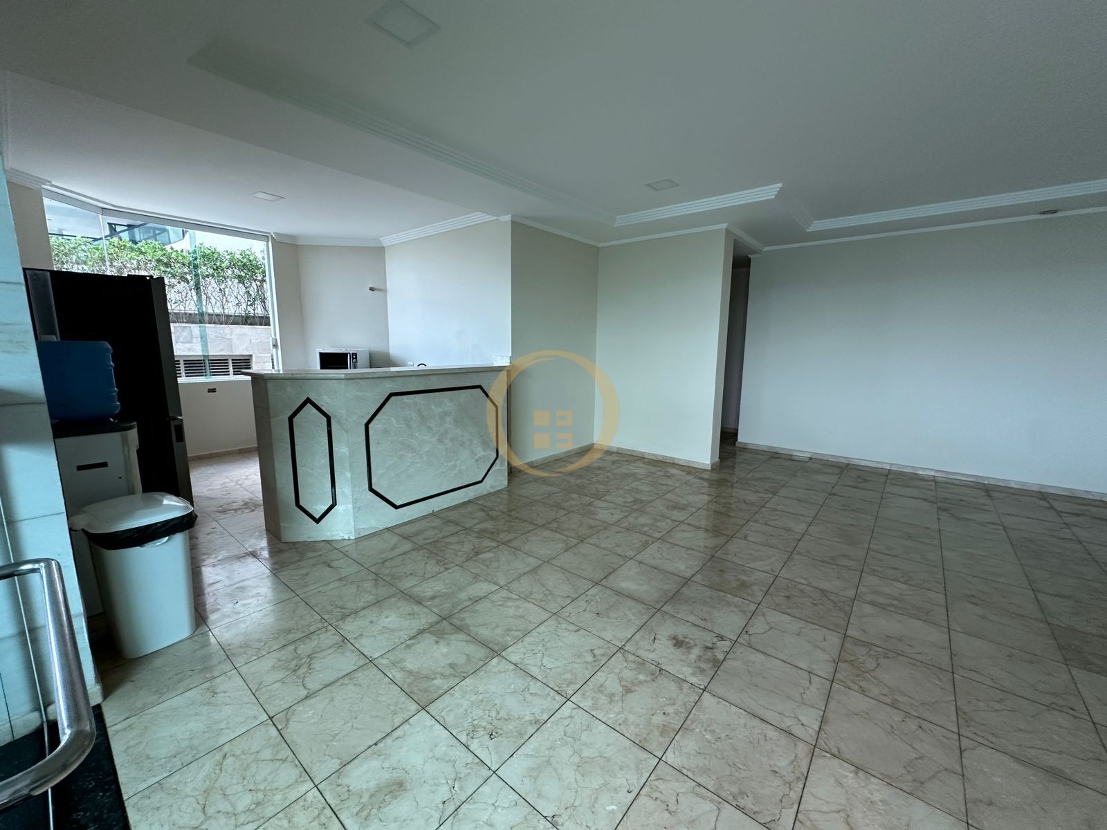 Apartamento Frente ao Mar nas Pitangueiras, Guarujá - SP