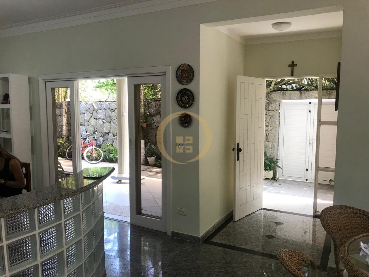 Casa Duplex à Venda no Guaiuba - Guarujá