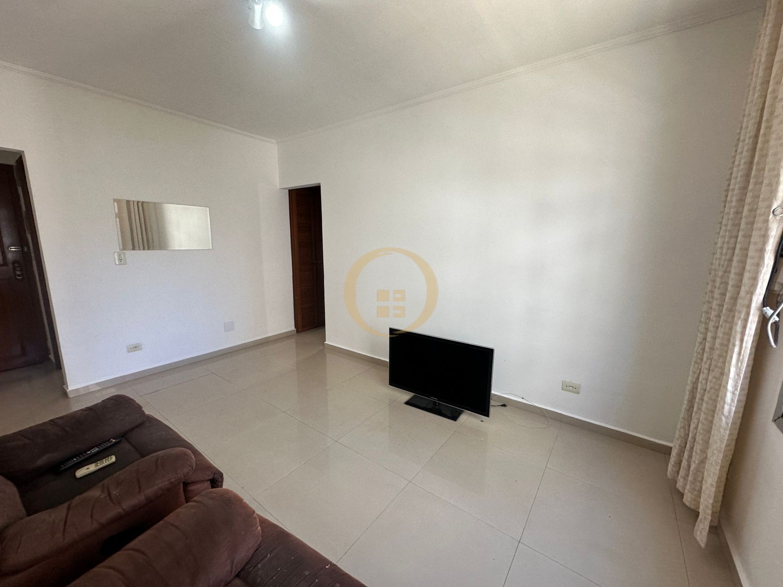 Apartamento na Praia das Astúrias, Guarujá - SP