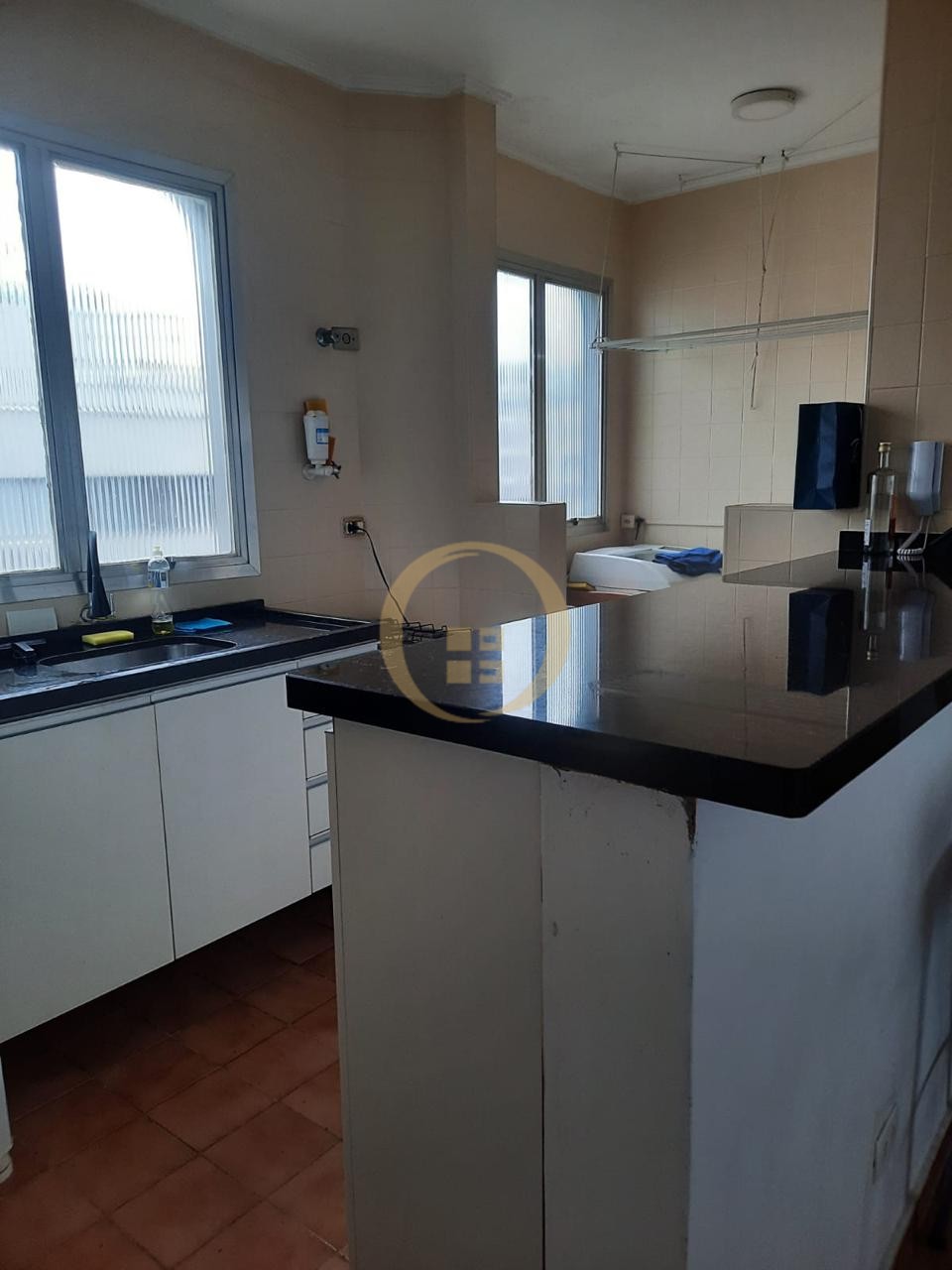 Apartamento na Praia das Astúrias, Guarujá - SP