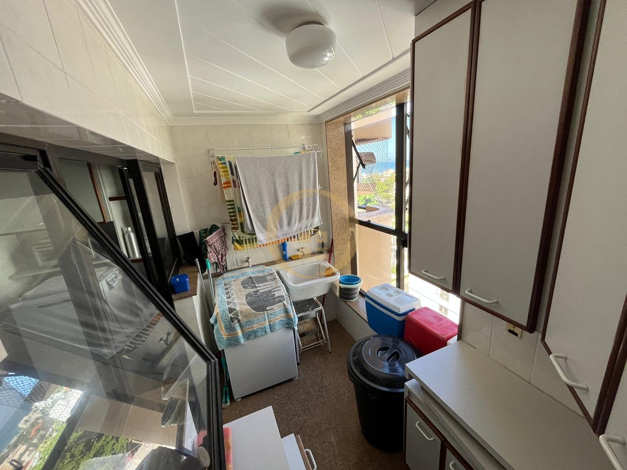 Apartamento na Praia da Enseada, Guarujá - SP