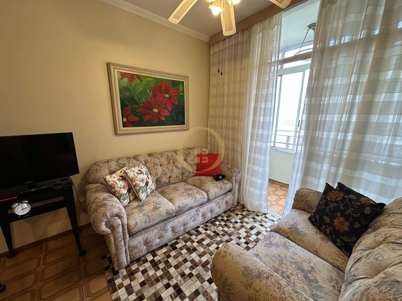 Apartamento na Praia da Enseada, Guarujá - SP