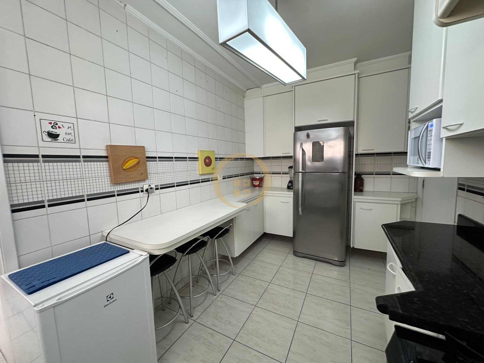 Apartamento na Praia da Enseada, Guarujá - SP