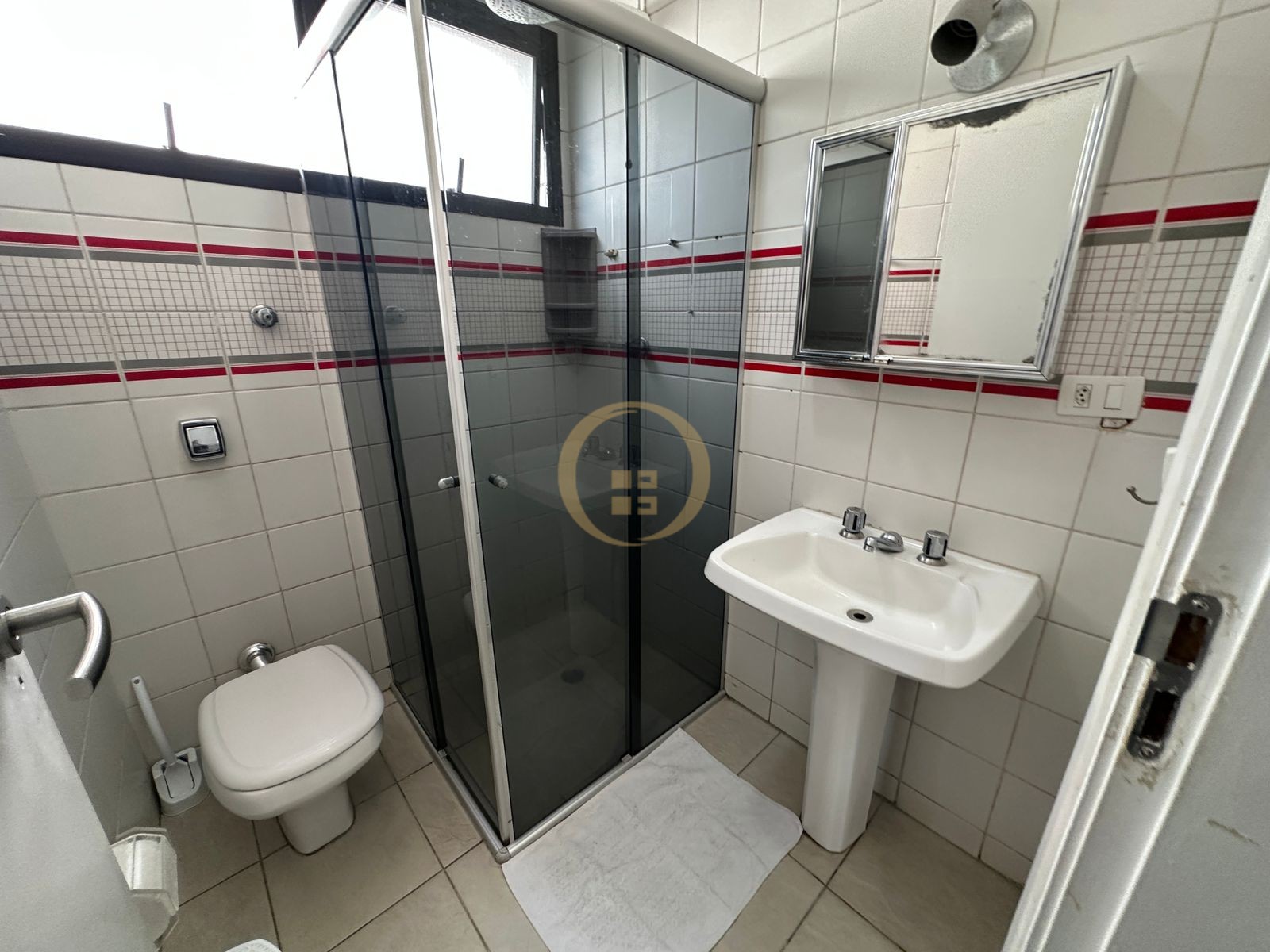 Apartamento na Praia da Enseada, Guarujá - SP