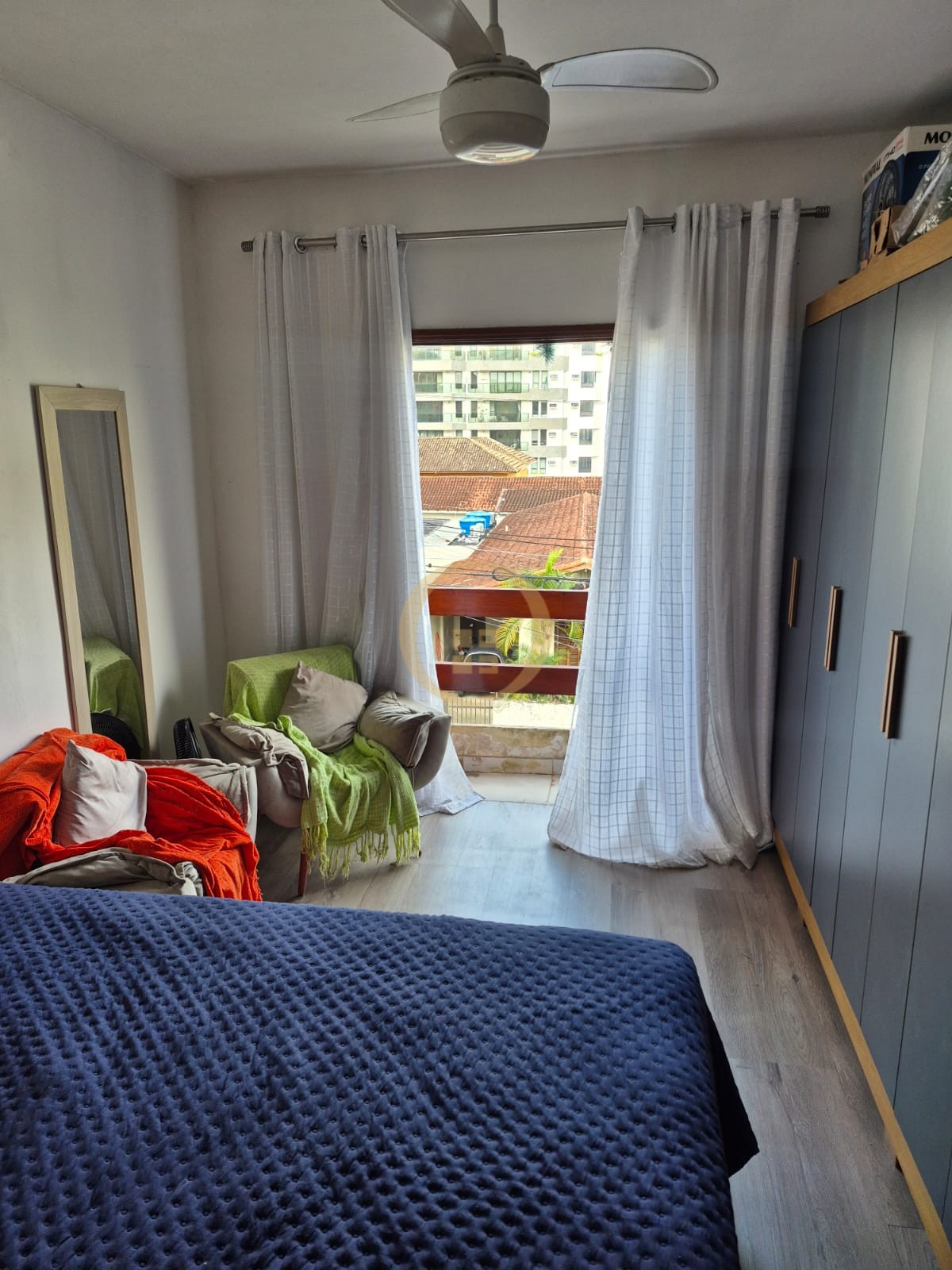 Apartamento na Praia da Enseada, Guarujá - SP