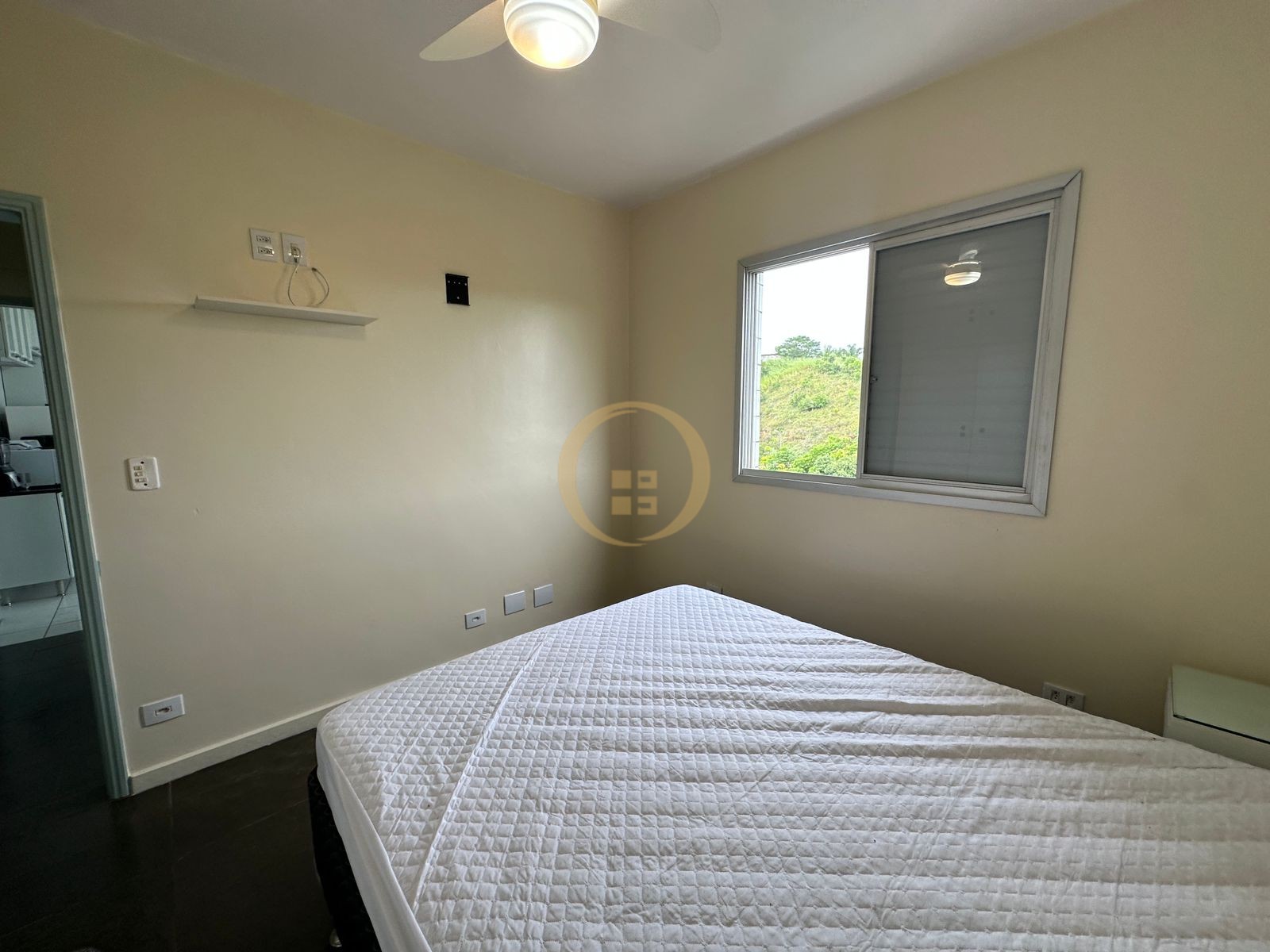 Apartamento na Praia das Astúrias, Guarujá - SP