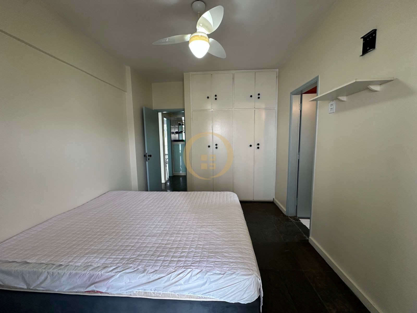 Apartamento na Praia das Astúrias, Guarujá - SP