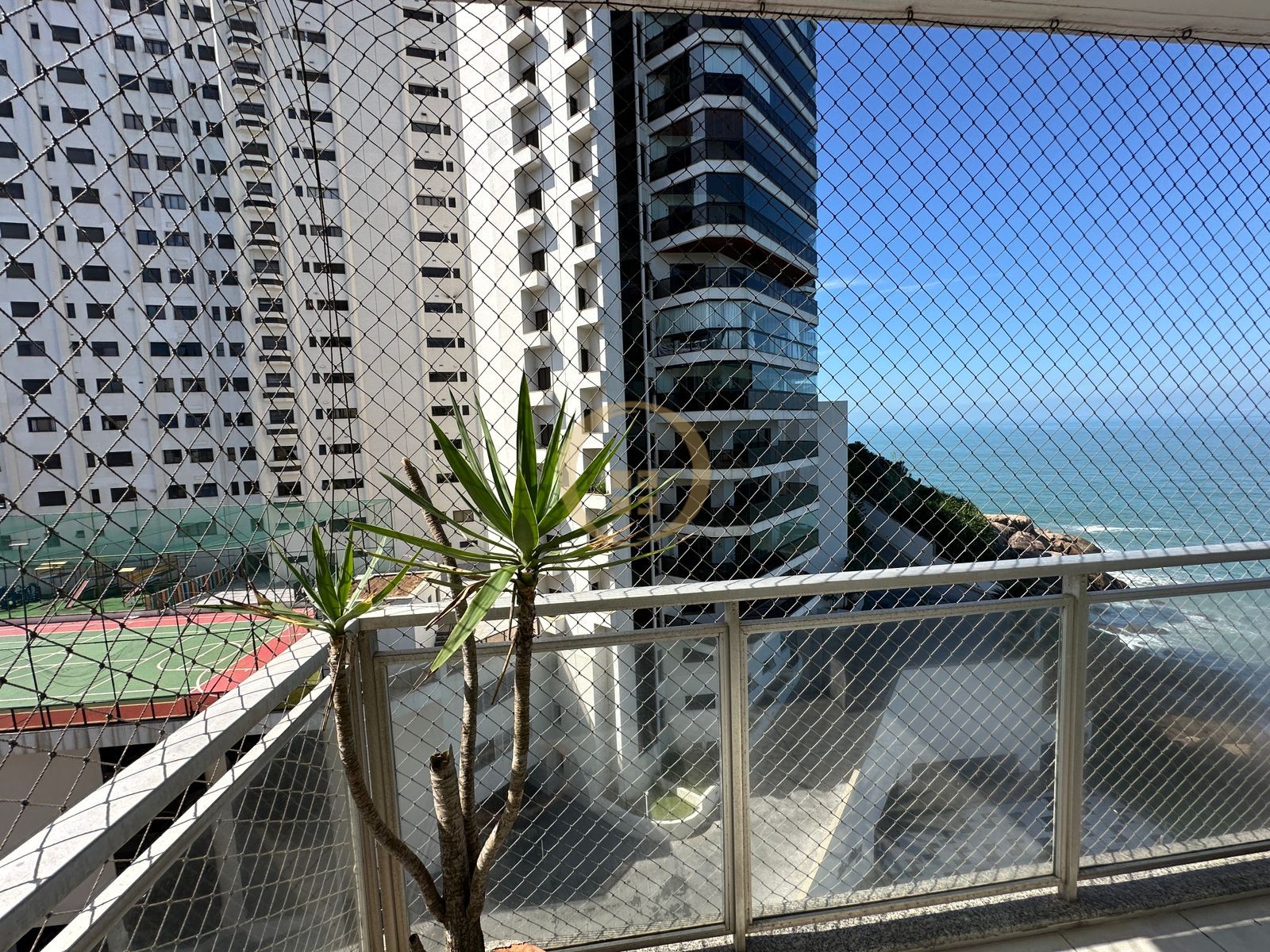 Apartamento Frente Mar, Praia das Astúrias, Guarujá - SP