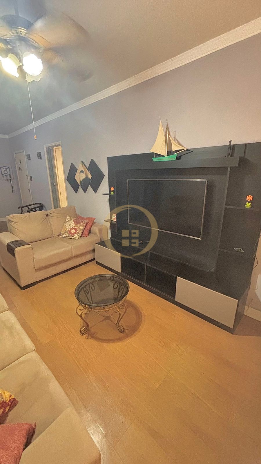 Apartamento na Praia da Enseada, Guarujá - SP
