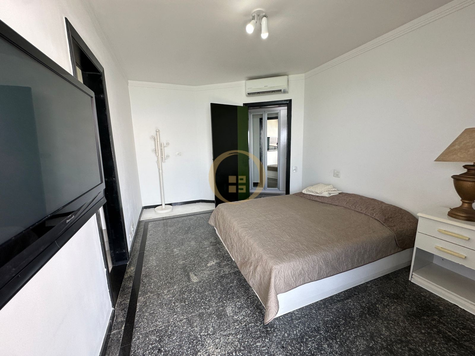 Apartamento Frente Mar, Praia das Astúrias , Guarujá - SP