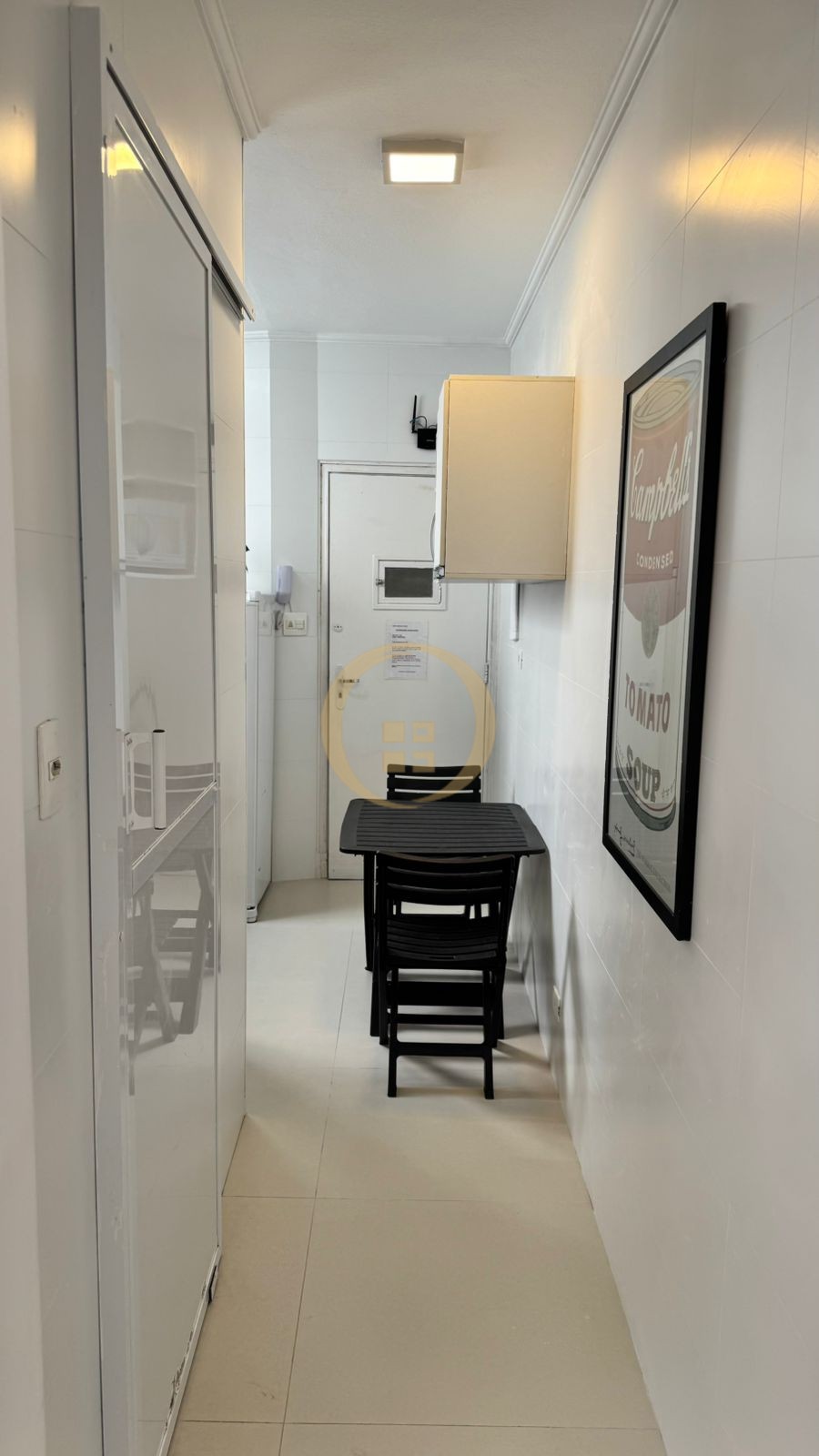 Apartamento na Praia das Pitangueiras, Guarujá - SP