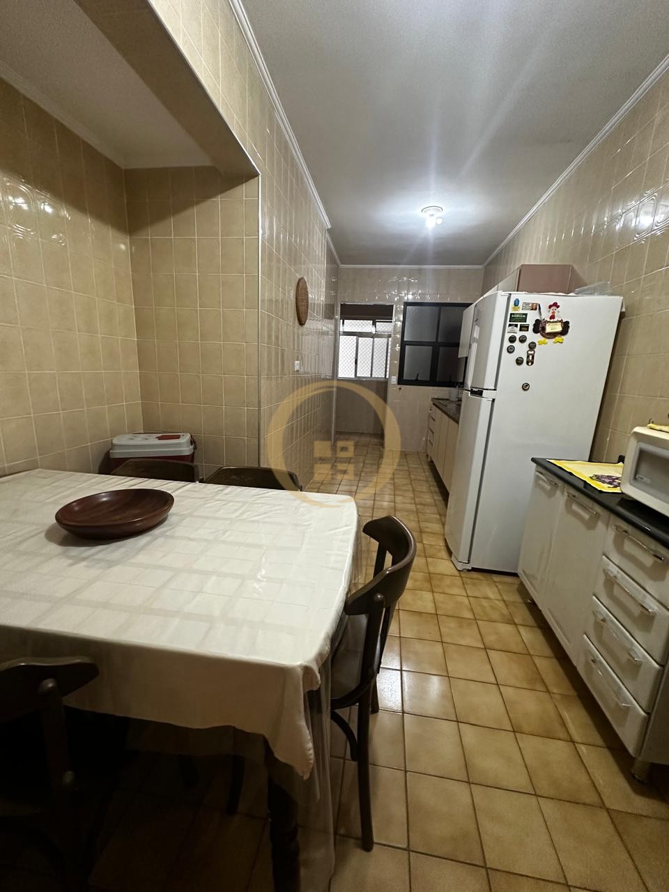 Apartamento na Praia das Pitangueiras, Guarujá - SP