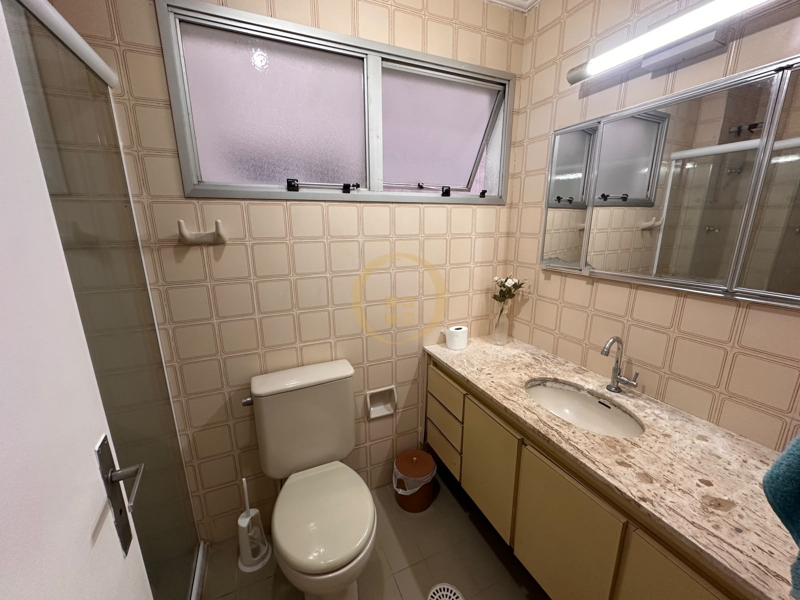 Apartamento na Praia da Enseada, Guarujá - SP
