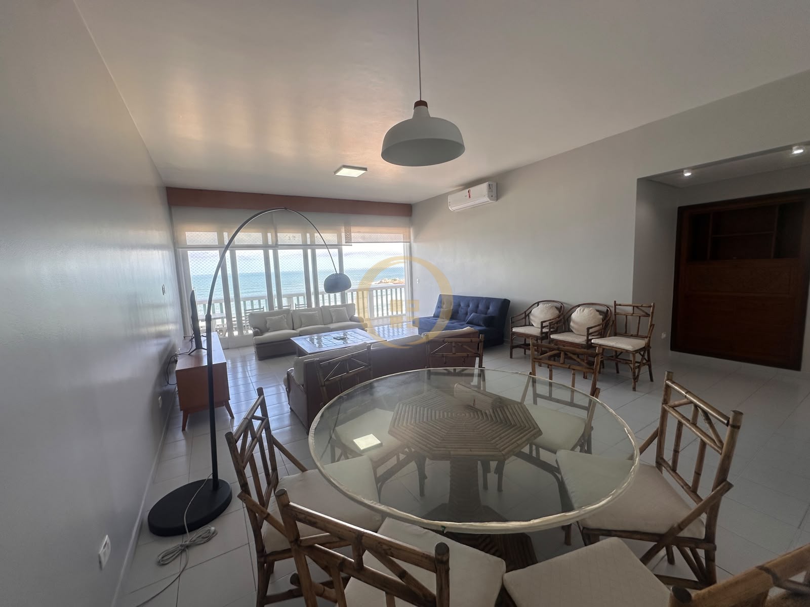 Apartamento-3-dormitorios-Pitangueiras