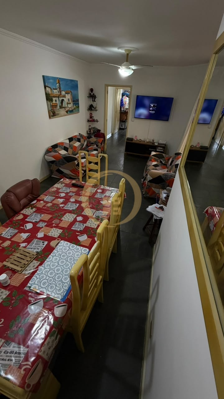 Apartamento na Praia da Enseada, Guarujá - SP