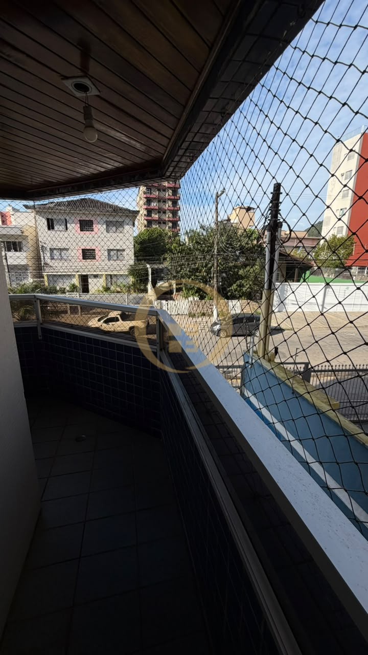 Apartamento na Praia da Enseada, Guarujá - SP