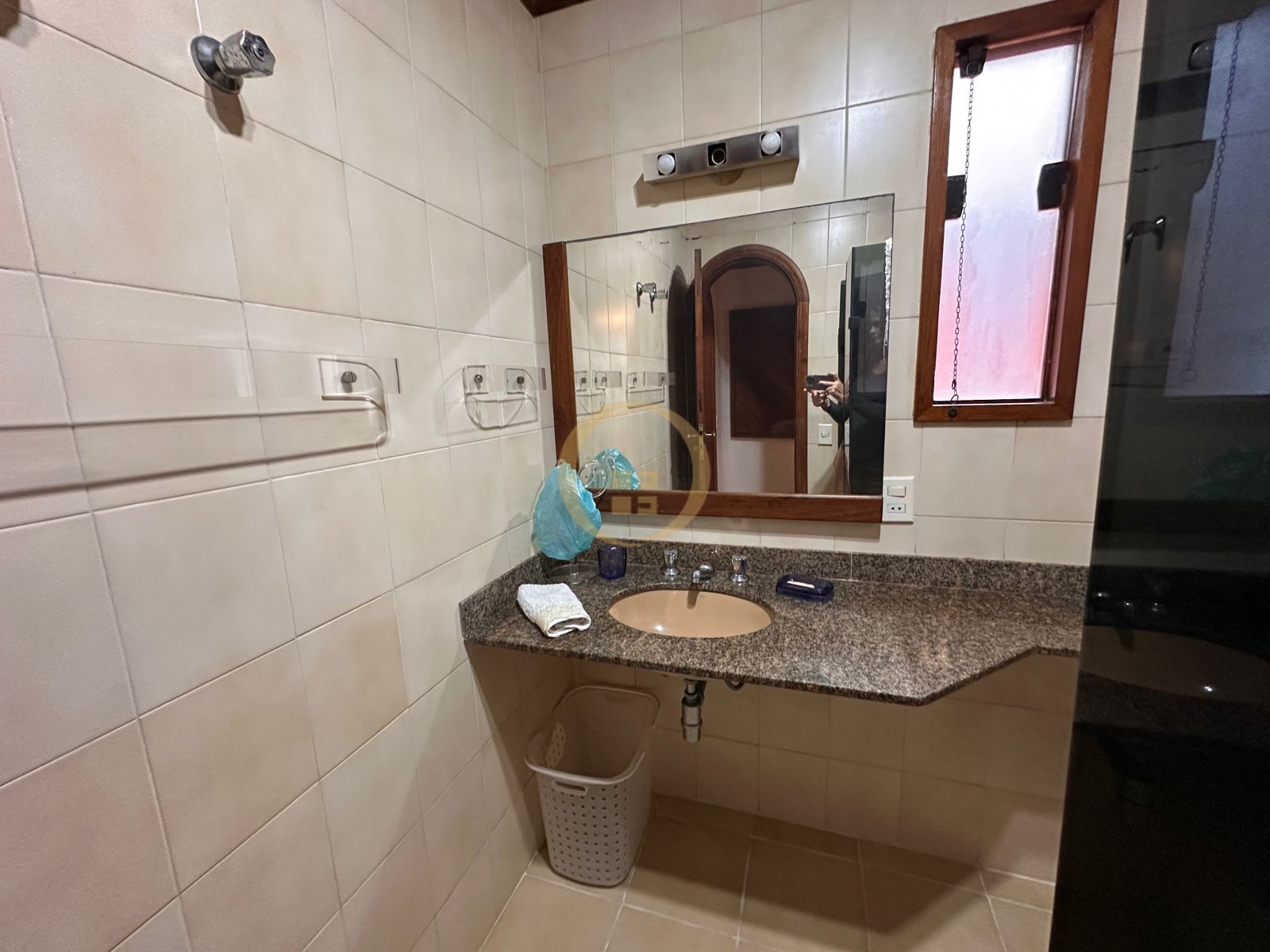 Apartamento na Praia da Enseada, Guarujá - SP