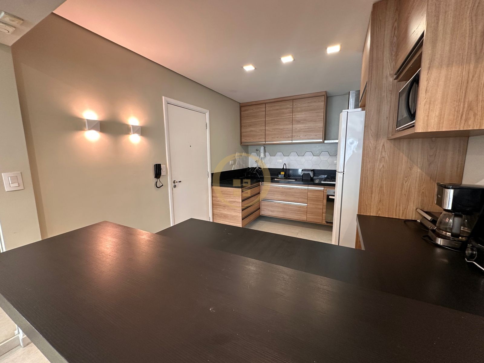 Apartamento Frente ao Mar nas Pitangueiras, Guarujá - SP