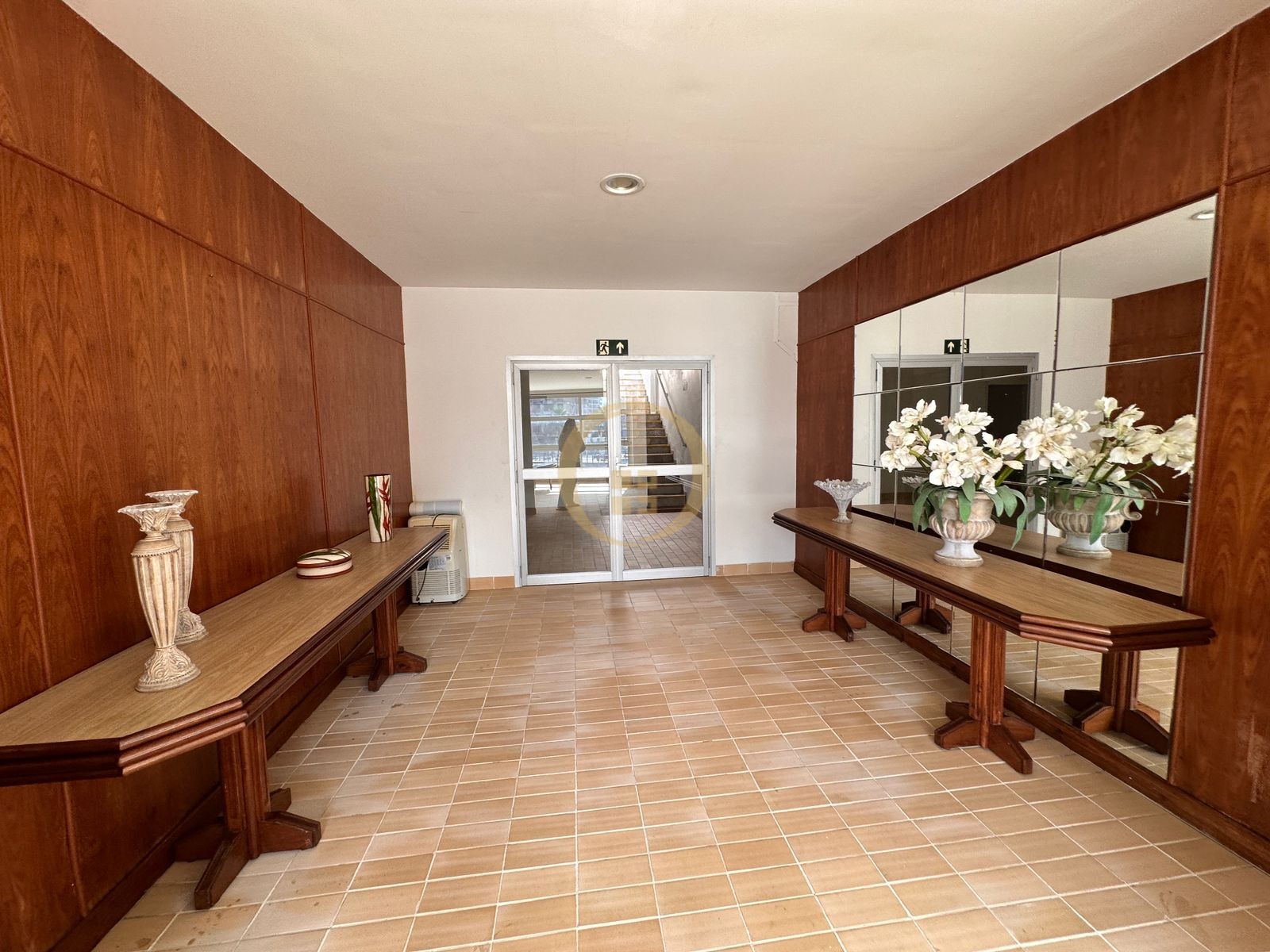 Apartamento Frente ao Mar nas Pitangueiras, Guarujá - SP