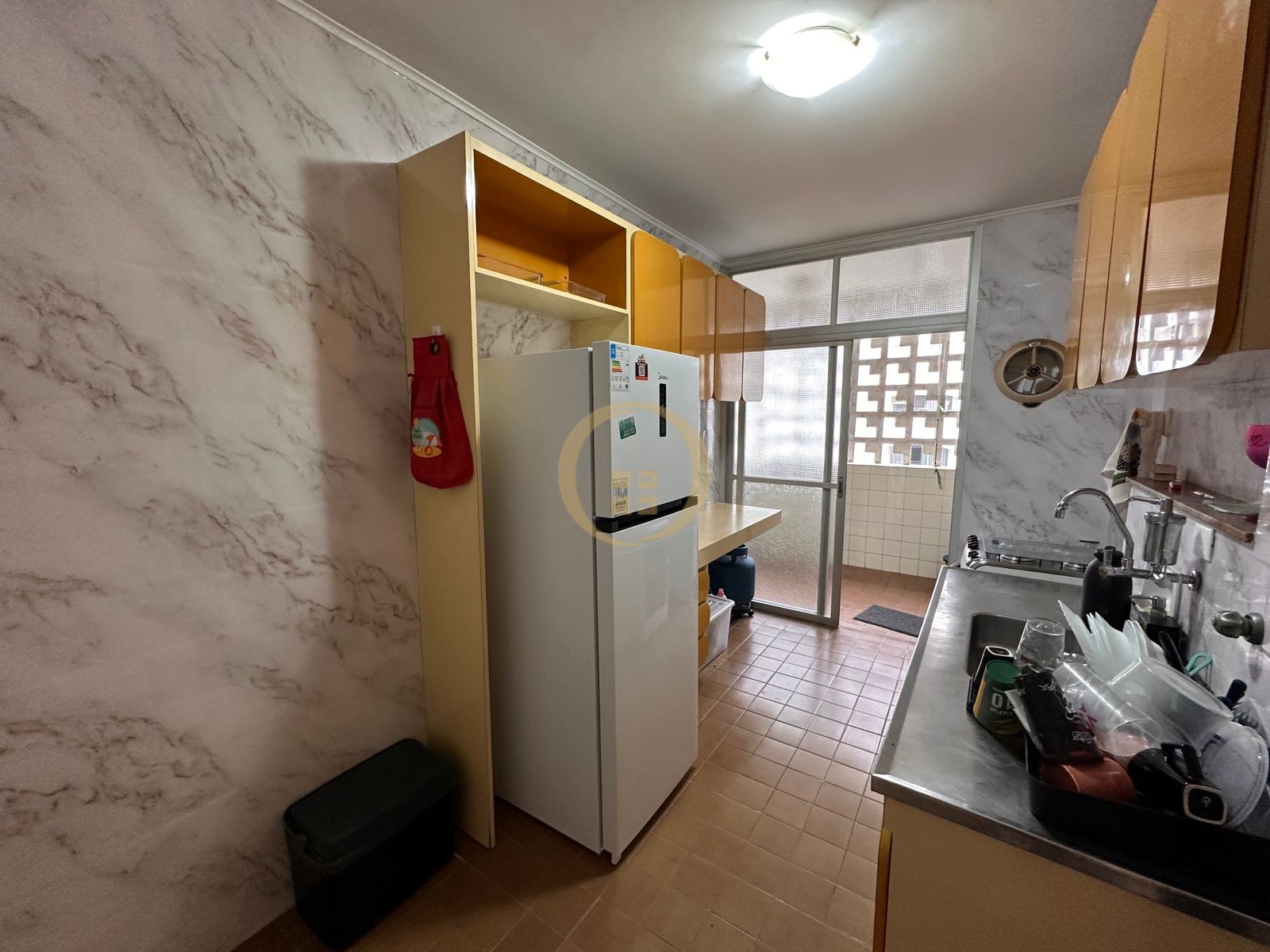 Apartamento na Praia das Pitangueiras, Guarujá - SP