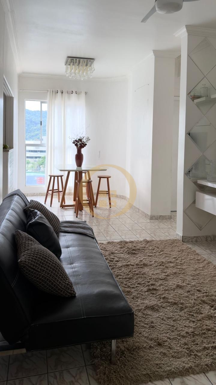 Apartamento na Praia da Enseada, Guarujá - SP