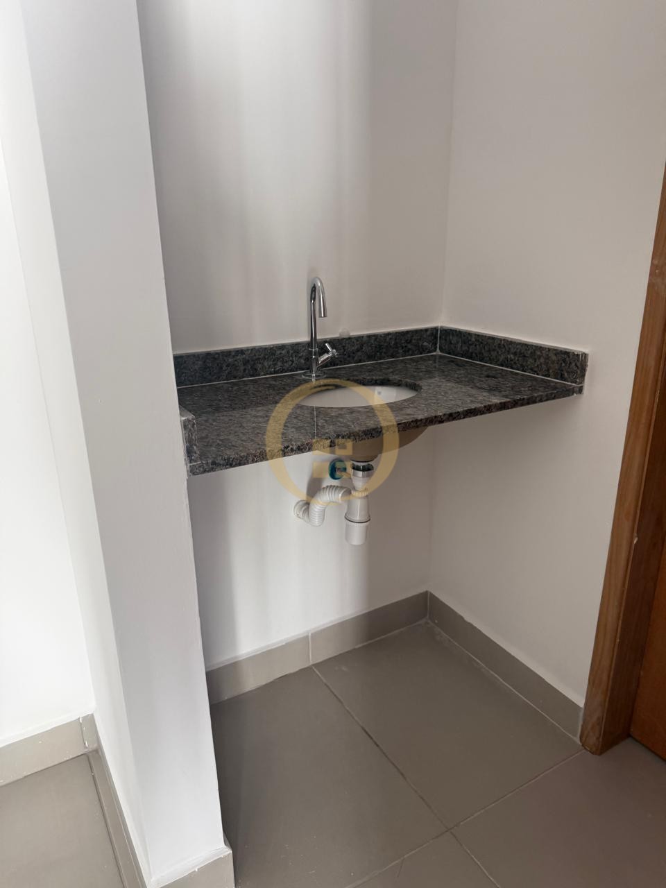 Apartamento na Praia da Enseada, Guarujá - SP