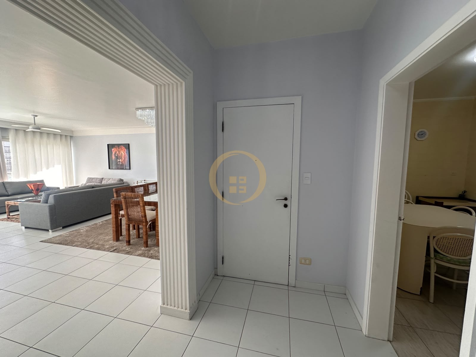 Apartamento Frente ao Mar nas Pitangueiras, Guarujá - SP