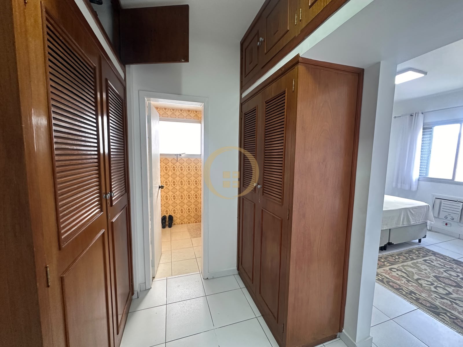 Apartamento Frente ao Mar nas Pitangueiras, Guarujá - SP
