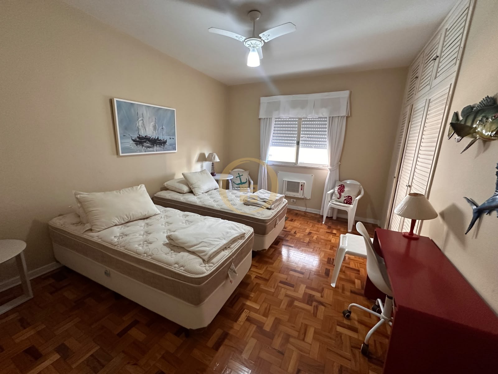 Apartamento Frente ao Mar nas Pitangueiras, Guarujá - SP