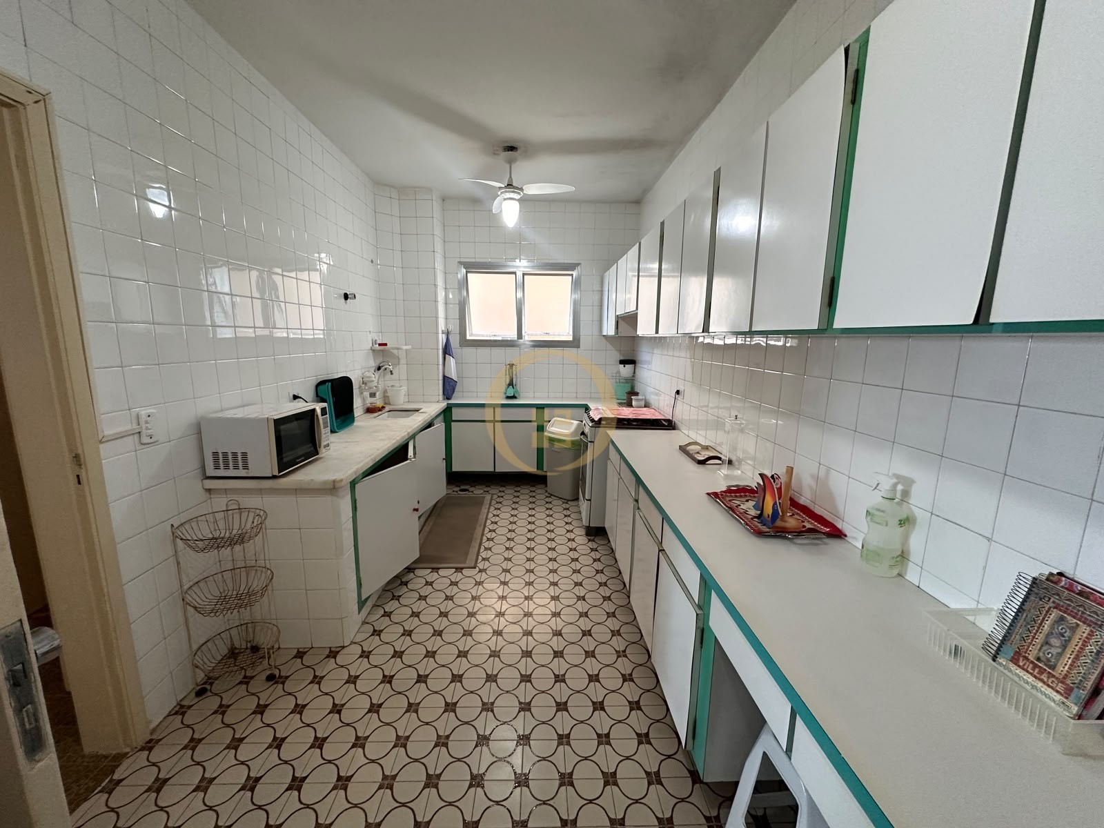Apartamento Frente ao Mar nas Pitangueiras, Guarujá - SP