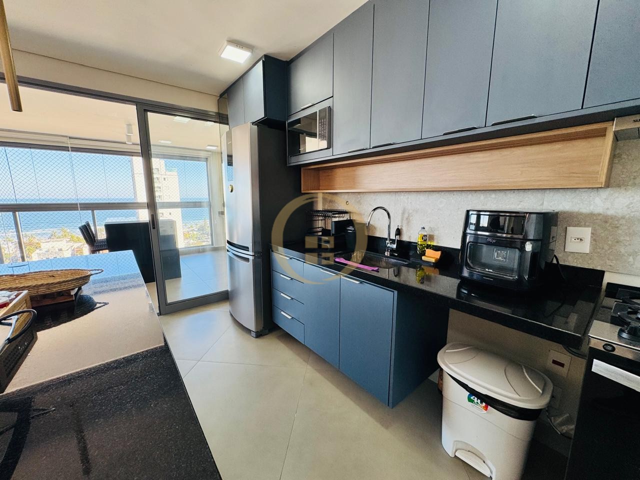 Apartamento na Praia da Enseada, Guarujá - SP