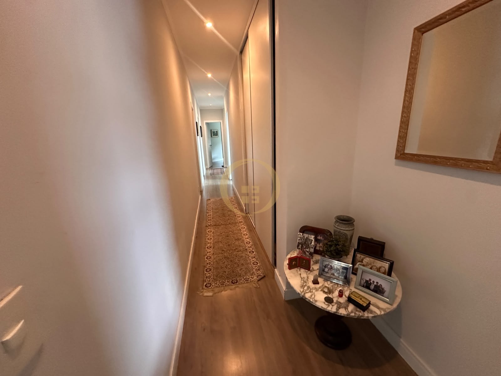 Apartamento Frente ao Mar nas Pitangueiras, Guarujá - SP