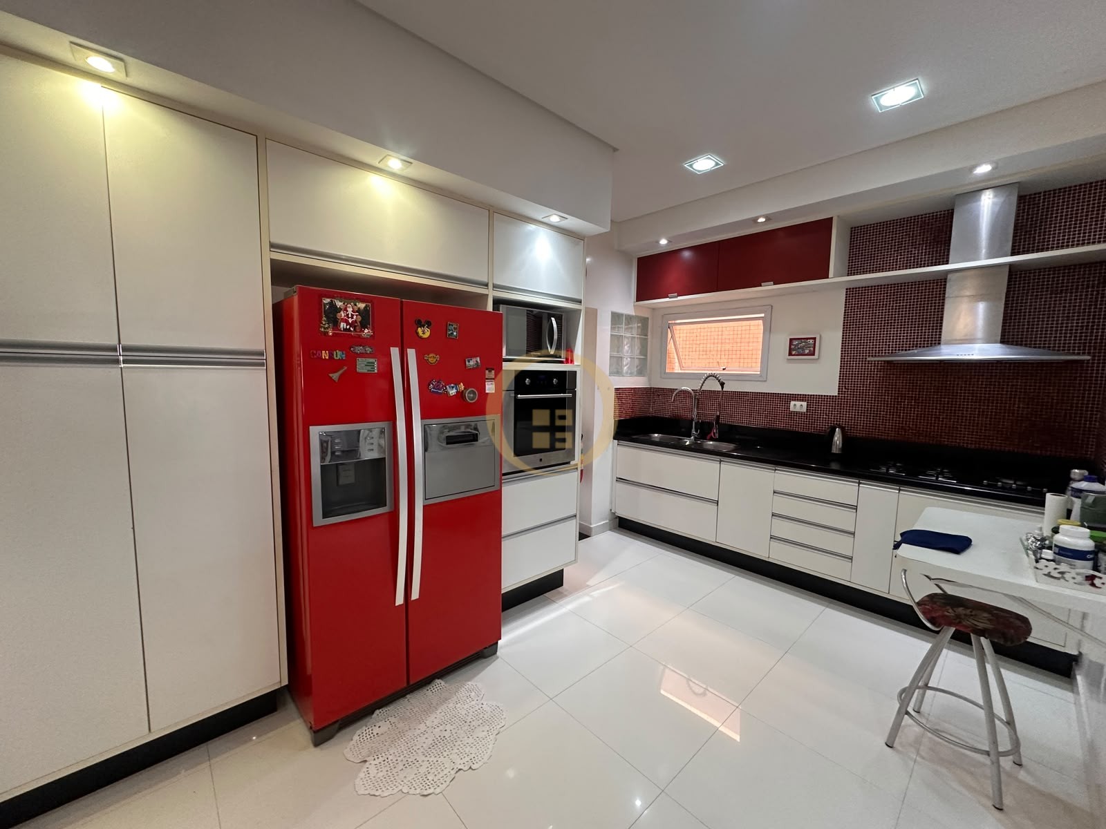 Apartamento-3-dormitorios-Pitangueiras