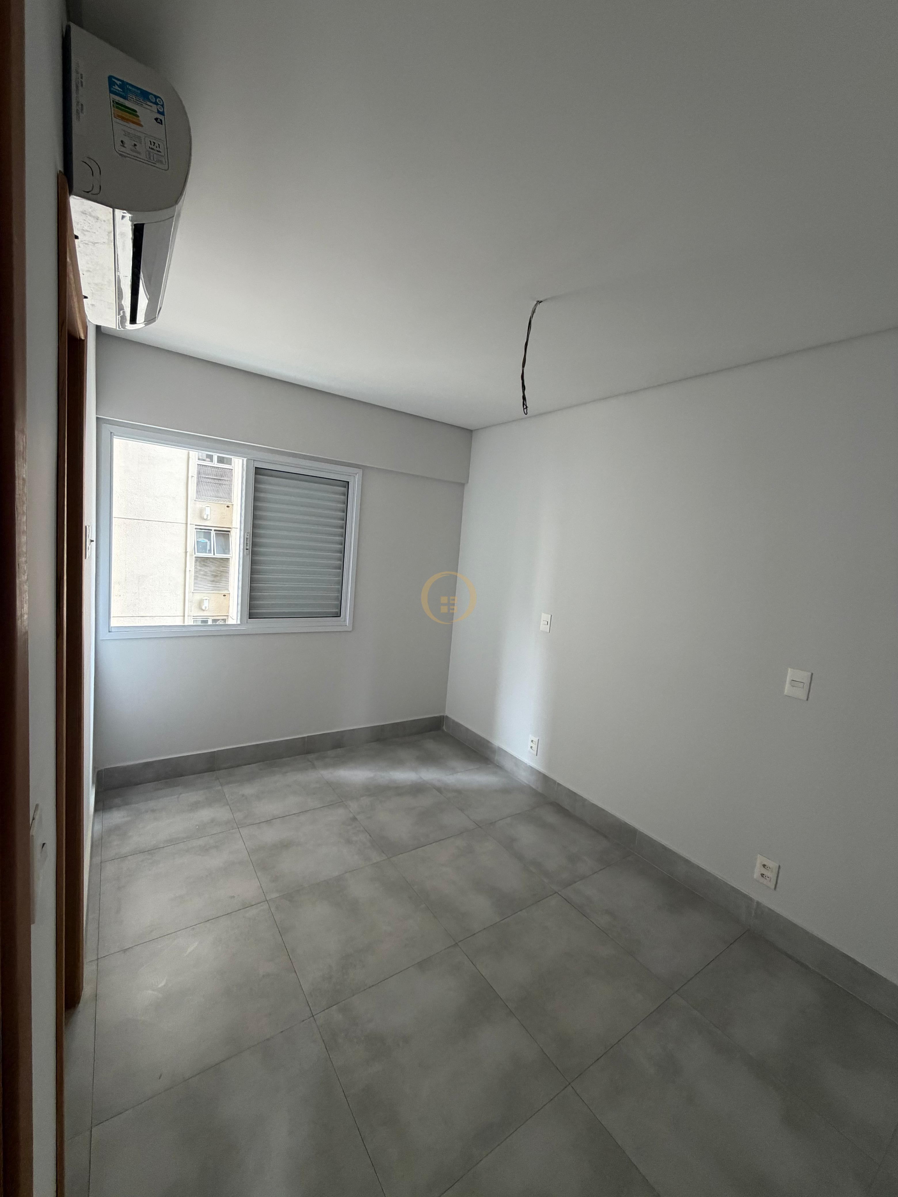 Apartamento na Praia das Astúrias, Guarujá - SP