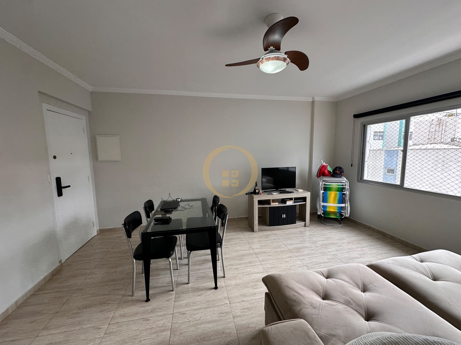 Apartamento na Praia das Astúrias, Guarujá - SP