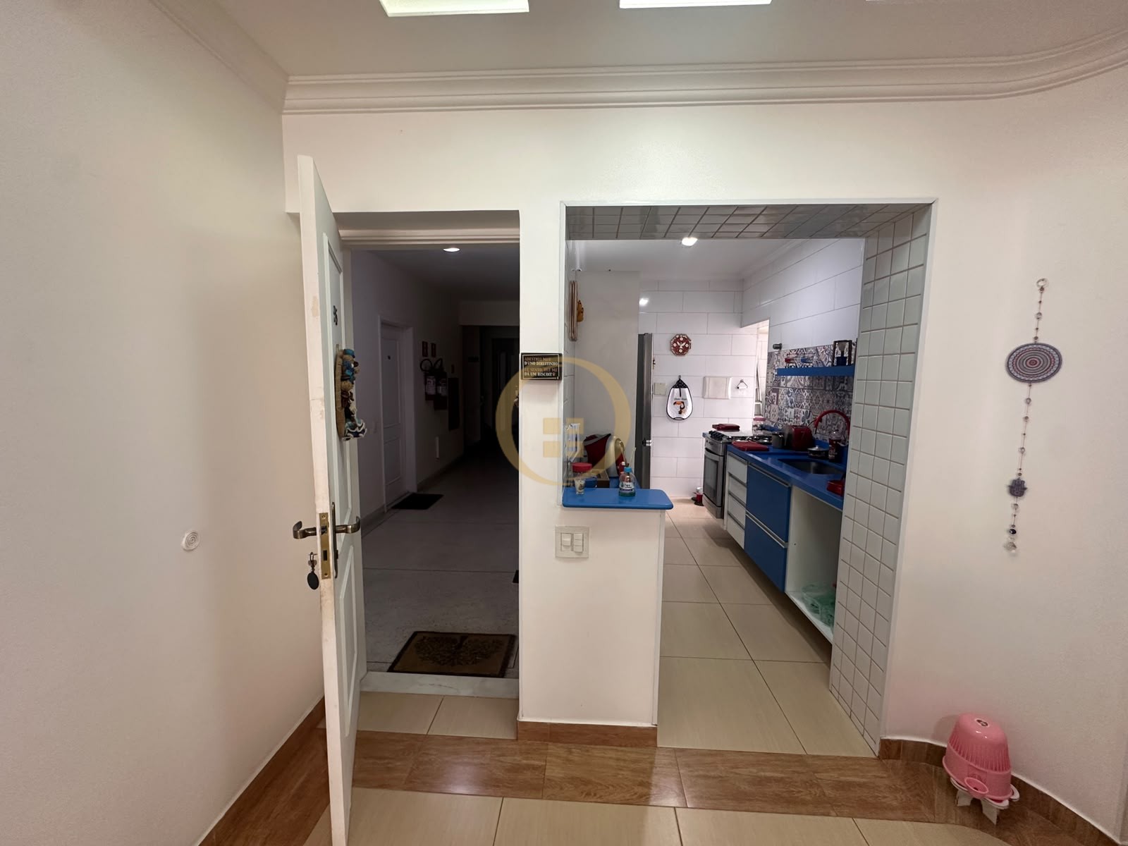 Apartamento na Praia das Pitangueiras, Guarujá - SP