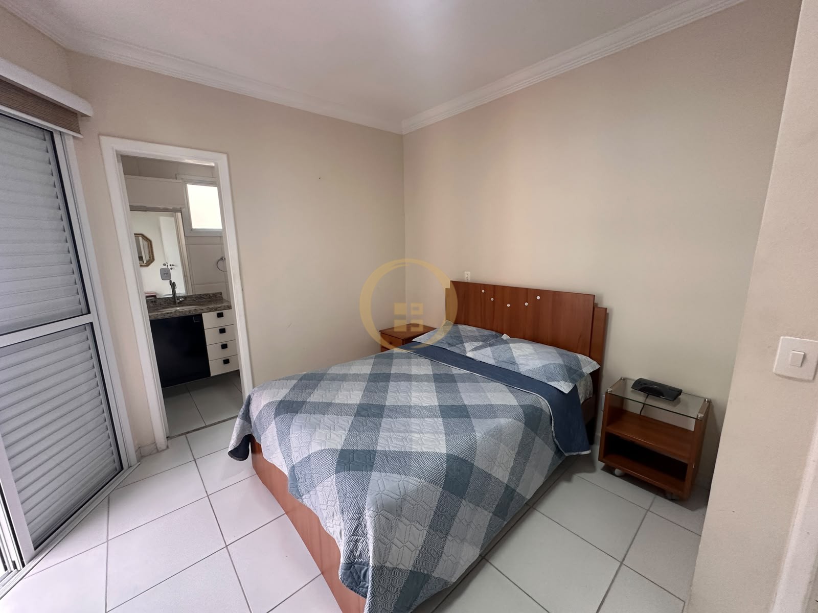 Apartamento-4-dormitorios-Pitangueiras